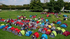 Sans-abris installés au parc André-Citroën le 1er septembre 2021