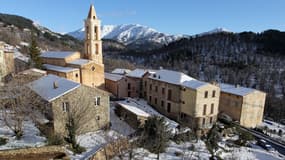 Photo d'illustration – Village d'Evisa recouvert de neige en Corse le 13 février 2013.