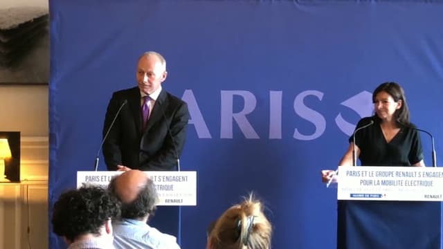 Thierry Bolloré, du groupe Renault a présenté son offre aux côtés d'Anne Hidalgo.