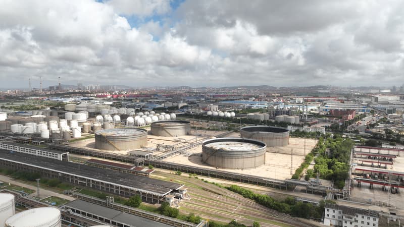 Elle doit satifaire sa demande intérieure: la Chine demande à ses raffineurs de pétrole de suspendre leurs exportations de gazole et d'essence