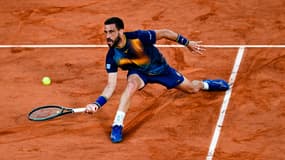 D. Dzumhur