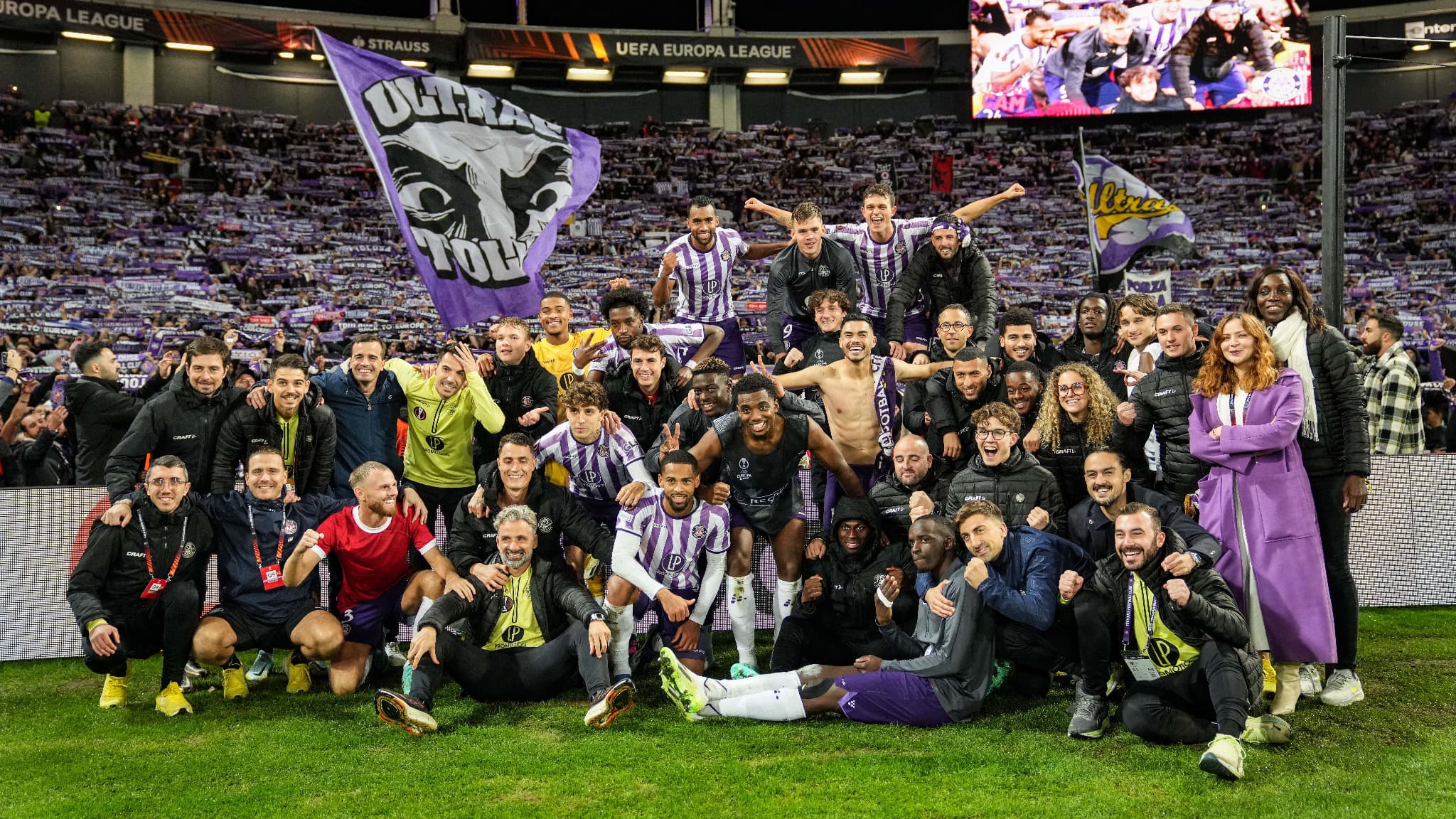 Toulouse FC Jerseys Worn and Signed by Players Auctioned for Club