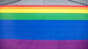 Le drapeau arc-en-ciel du mouvement LGBTQ+