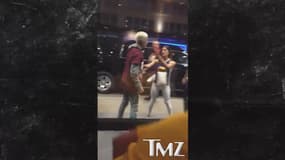 Une image extraite de la vidéo que s'est procuré le site TMZ, montrant Justin Bieber aux prises avec un homme.