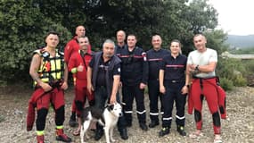 Le chien sauvé par les pompiers après être tombé dans le canal à Villeneuve (Alpes-de-Haute-Provence).