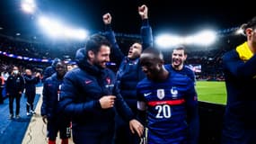 Léo Dubois et Moussa Diaby avec les Bleus