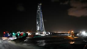 L'arrivée en vainqueur de Charles Caudrelier sur la route du Rhum endeuillée par la mort de deux personnes 