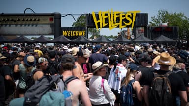 Des festivaliers lors de l'édition 2022 du Hellfest, le 17 juin 2022 à Clisson.