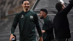 Ibrahimovic tout sourire à l'entraînement