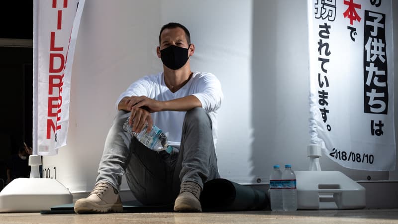 Ce Français de 39 ans, installé depuis 15 ans au Japon, assure qu'il ne cessera pas son action tant qu'il n'aura pas récupéré ses enfants.