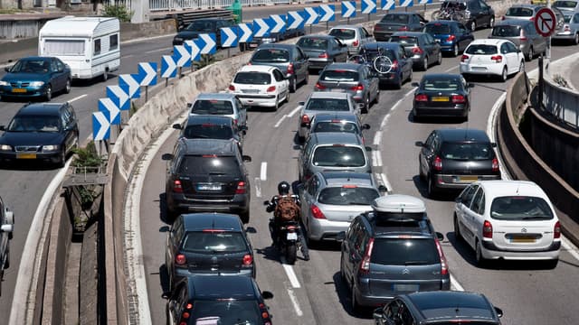 L'association des sociétés françaises d'autoroutes annonce le déploiement de 200 bornes de recharge rapide sur le réseau français. (image d'illustration). 