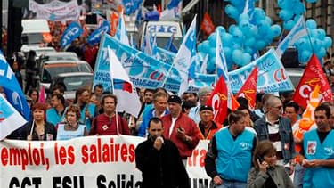 Manifestation contre la réforme des retraites à Nantes. /Photo prise le 27 mai 2010/ REUTERS/Stéphane Mahe