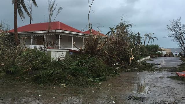 L'estimation de la CCR "recouvre les dommages aux habitations, aux véhicules et aux entreprises" couverts par le régime d'indemnisation des catastrophes naturelles.