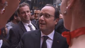 François Hollande a même croisé les danseuses du Moulin rouge sur Times Square, à New York.