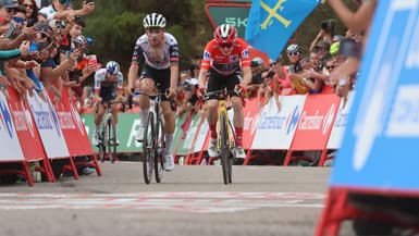 Joao Almeida et Jonas Vingegaard sur la 14e étape de la Vuelta, le 6 septembre 2025