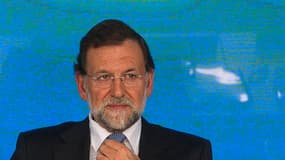 Mariano Rajoy a résisté lundi aux attentes de ses compatriotes et à la pression des marchés, avides de connaître le détail de ses mesures d'austérité pour lutter contre l'endettement de l'Espagne, annonçant qu'il ne dévoilerait ni son équipe gouvernementa