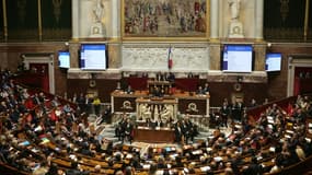 Le Premier ministre Sébastien Lecornu s'adresse aux députés à l'Assemblée nationale, le 14 octobre 2025 à Paris