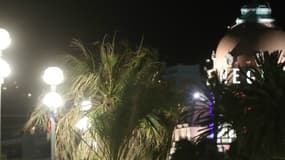 L'hôtel Negresco à Nice au soir du 14 juillet 2016. 