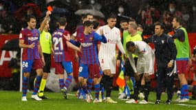 Jules Koundé exclu face au Barça