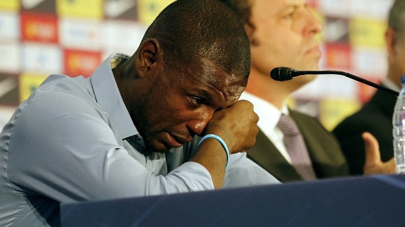 Eric Abidal en larmes