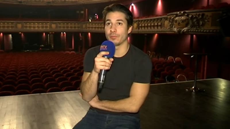 Jérémy Ferrari, sur scène au théâtre du Trianon.