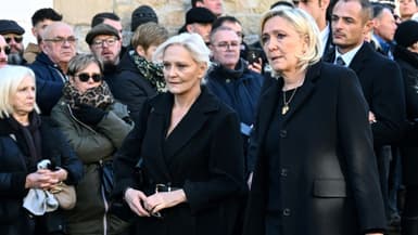 Marine Le Pen and Marie-Caroline Le Pen, sur le chemin de l'église Saint-Joseph à la Trinité-sur-Mer (Morbihan) pour assister aux obsèques de Jean-Marie Le Pen, le samedi 11 janvier 2025