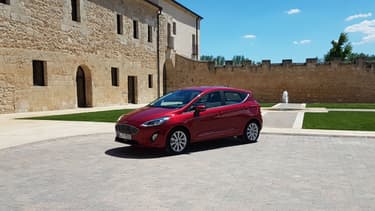 La Ford Fiesta , ici en finition Titanium, est également proposée en ST-Line, Vignale et bientôt en version crossover, l'Active.