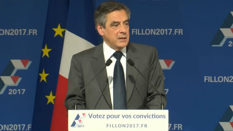 François Fillon lors de son dernier meeting de campagne le 25 novembre à Paris