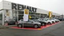Avec sa marque low-cost Dacia, Renault a pu s'adresser à des acheteurs qui n'auraient pas les moyens de s'offrir un véhicule neuf.