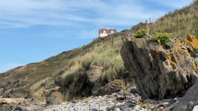 Depuis de nombreuses années, les maisons d'Equihen-Plage sont menacées par l'érosion.