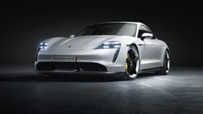 Porsche dévoile ce mercredi sa première voiture 100% électrique, la Taycan.