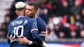 NEYMAR JR et Kylian MBAPPE