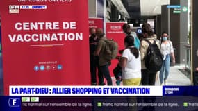 Au centre commercial de la Part-Dieu, opération coup de poing pour allier shopping et vaccination