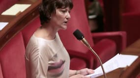 La députée de Moselle Anne Grommerch (Les Républicains) conserve son fauteuil de maire de Thionville à l'issue du second tour d'une élection municipales partielle, le 21 juin 2015