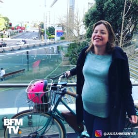 En Nouvelle-Zélande, une ministre se rend en vélo à son accouchement