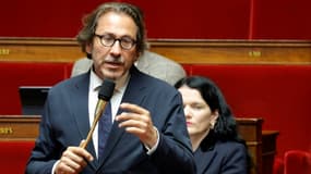 Le député socialiste Jérôme Guedj s'exprime à l'Assemblée nationale, à Paris, le 14 mai 2024