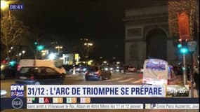 Saint-Sylvestre: l'Arc de Triomphe se prépare avant le spectacle du Nouvel An