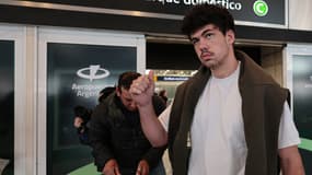 Hugo Auradou à l'aéroport de Buenos Aires, le 27/08/2024