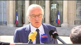 Remplacement du ministre du Travail: "C'est le choix du président de la République", répond Rebsamen