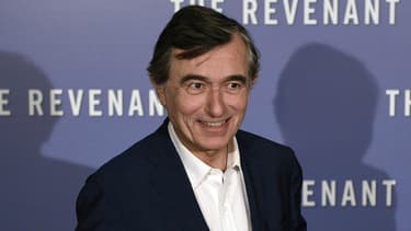 Philippe Douste-Blazy brigue la direction générale de l'Organisation mondiale de la santé.