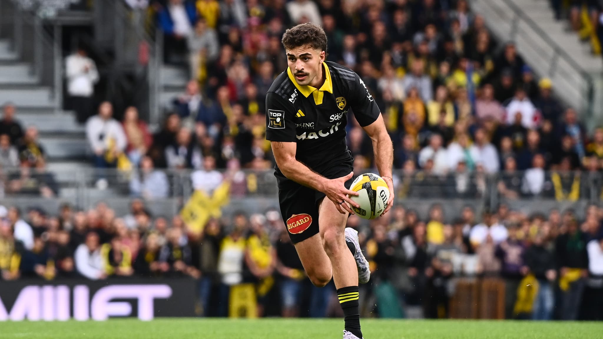 TOP 14: À LA ROCHELLE, "ON M'A DEMANDÉ DE RESTER UN PEU FOU", S'AMUSE NINIASHVILI