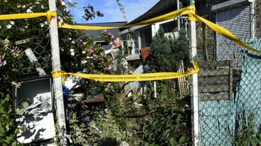 Le jardin de la maison abandonnée où a été retrouvé le corps de Tom, 9 ans, le 29 mai 2018 au Hérie-la-Viéville.