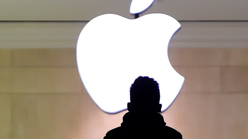 Apple a admis ralentir volontairement ses anciens modèles de smartphones.