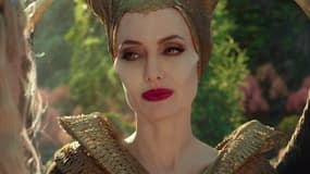 Angelina Jolie dans le rôle de Maléfique