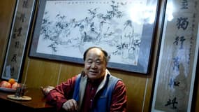 Le prix Nobel de littérature 2012 a été attribué jeudi au Chinois Mo Yan. Né en 1955 de parents cultivateurs dans la province du Shandong, Mo Yan succède au poète suédois Tomas Transtromer. /Photo d'archives/REUTERS/China Daily