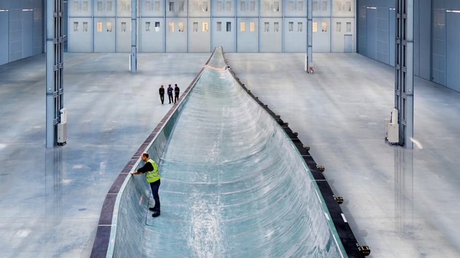 Siemens produit sa pale B75 (75 mètres) dans un seul bloc de matière supprimant les joints de colle. 