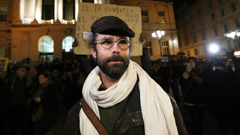 Cédric Herrou devant le palais de justice de Nice le 4 janvier 2017