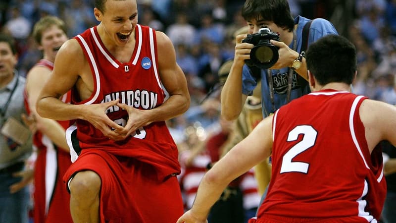 Stephen Curry sous les couleurs de l'université de Davidson