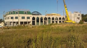 Le projet de construction de la mosquée de Grigny, dans l'Essonne, a débuté il y a 12 ans, uniquement grâce à des dons de fidèles.