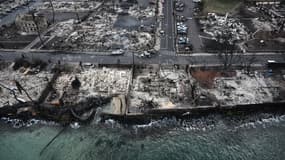 D'importants incendies ont ravagé l'île de Maui, à Hawaï. Ici, des maisons détruites dans la ville de Lahaina, le 10 août 2023
